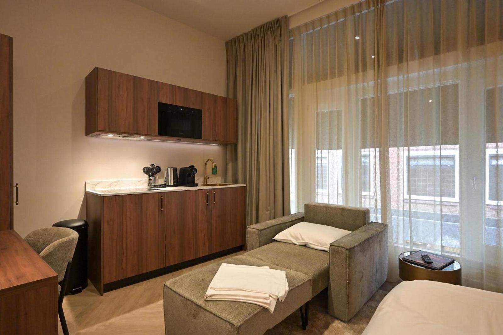 Novallure Downtown - Short Stay Apartments Den Haag Ruang foto