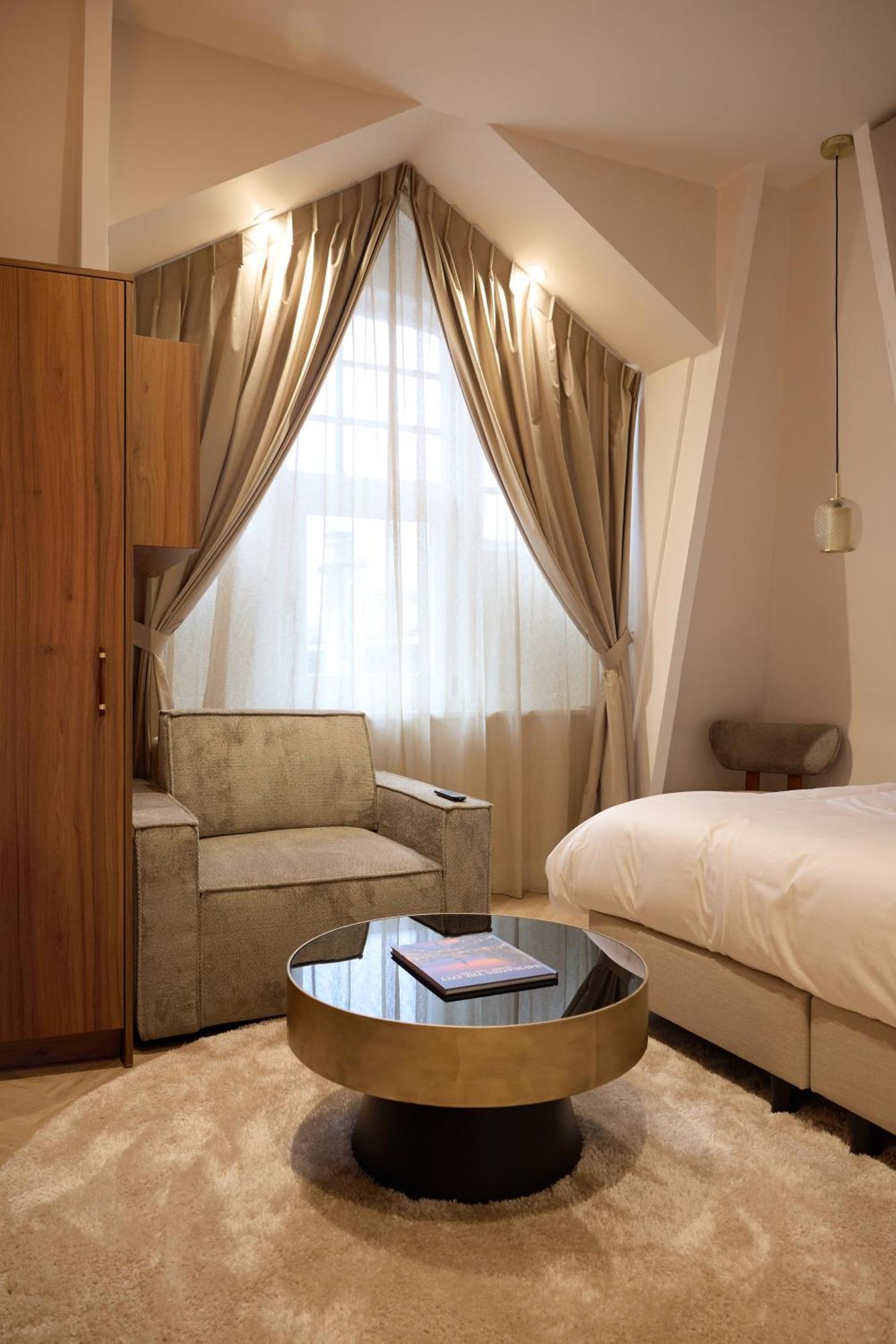 Novallure Downtown - Short Stay Apartments Den Haag Bagian luar foto