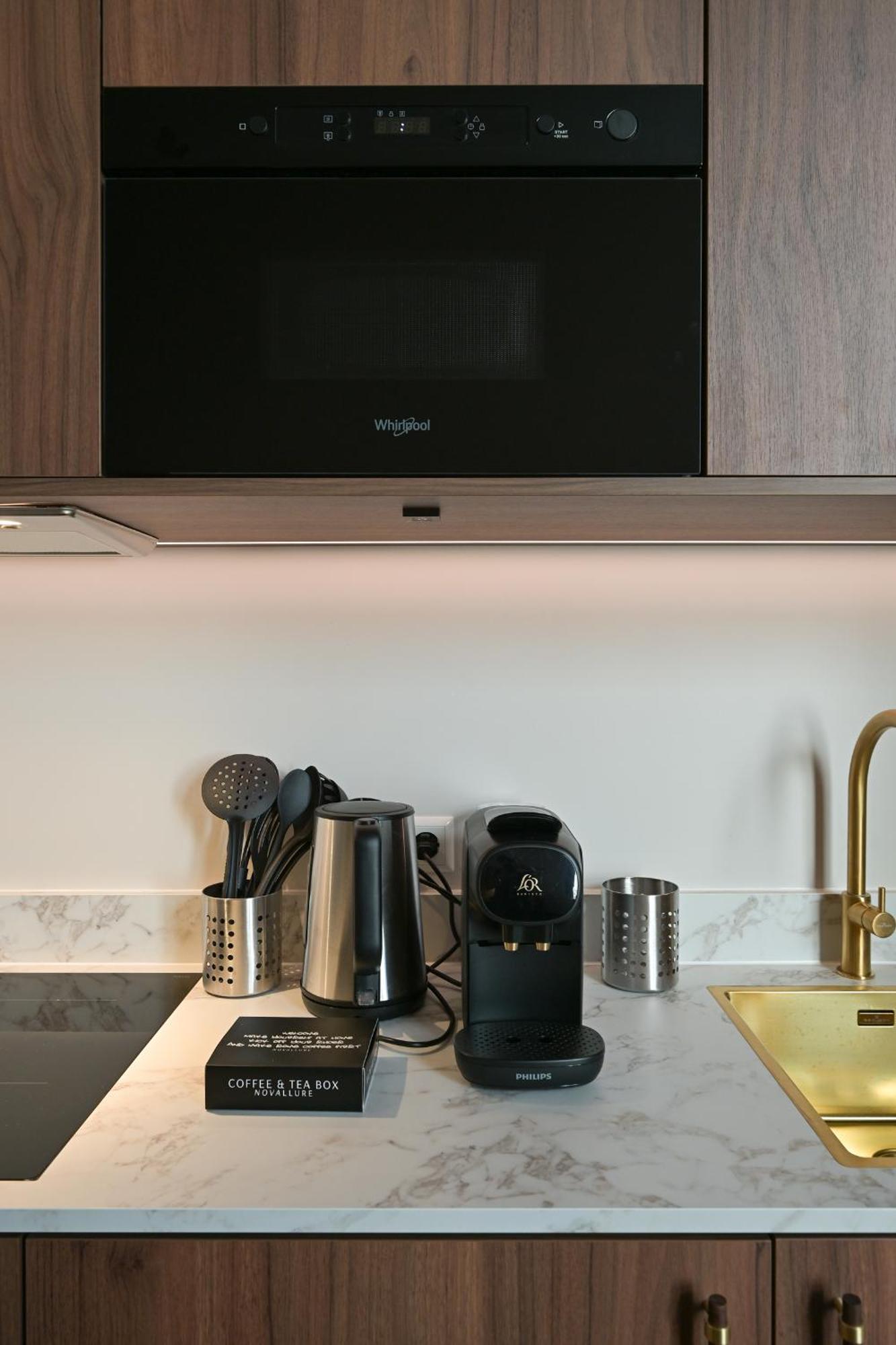 Novallure Downtown - Short Stay Apartments Den Haag Bagian luar foto